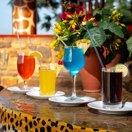Ngulia Safari Lodge Ithumba エクステリア 写真