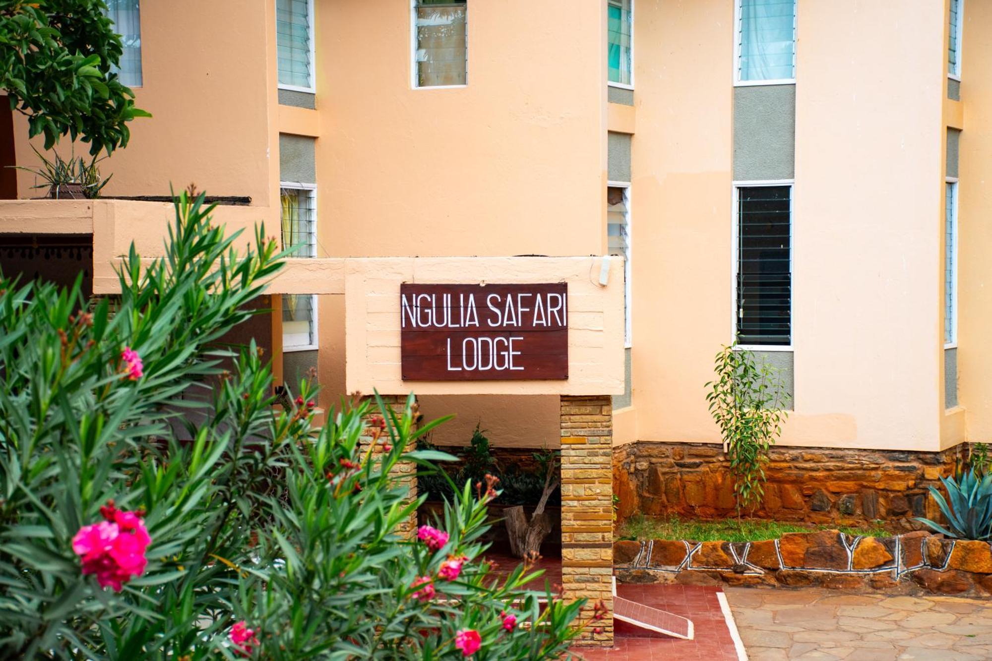 Ngulia Safari Lodge Ithumba エクステリア 写真