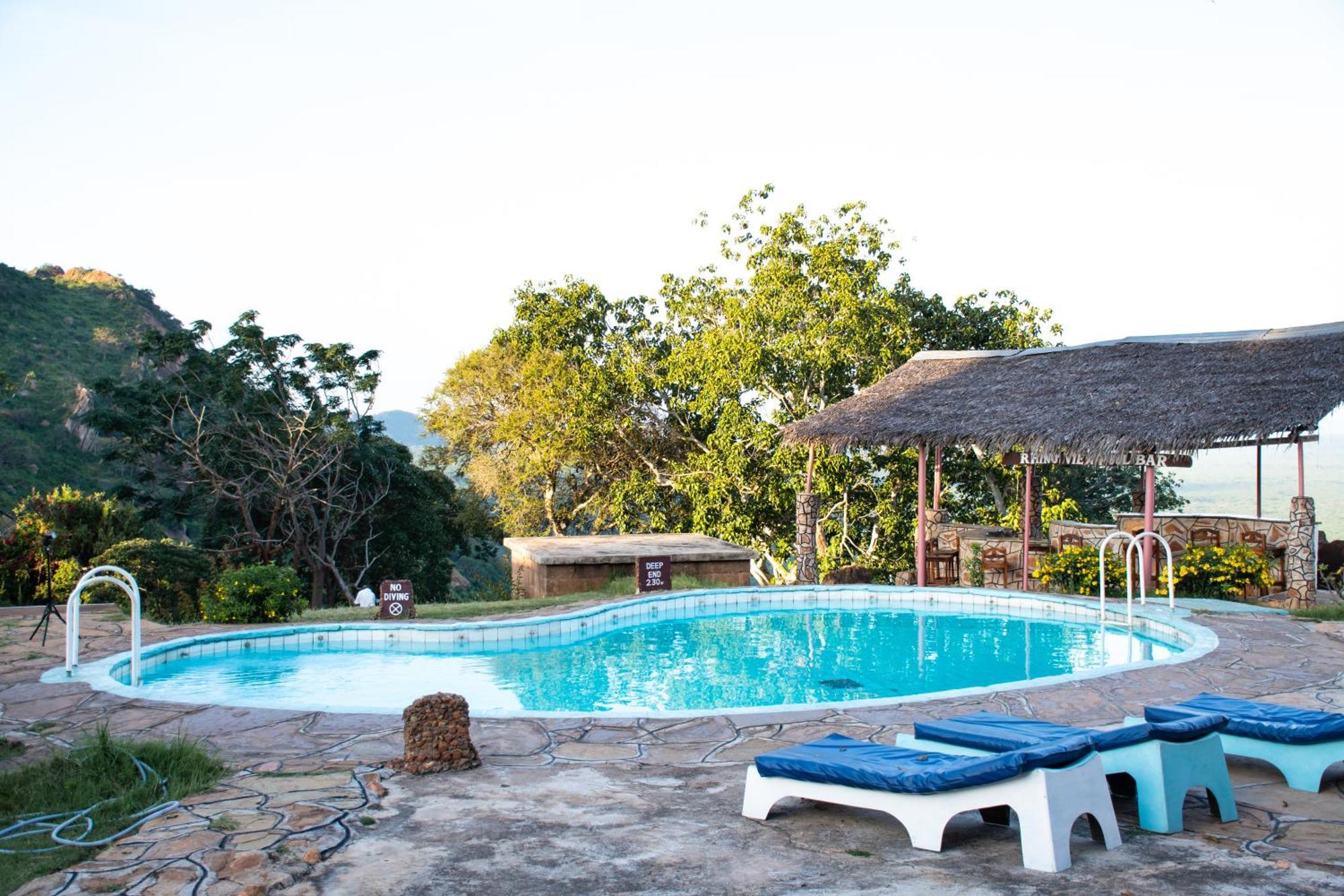 Ngulia Safari Lodge Ithumba エクステリア 写真